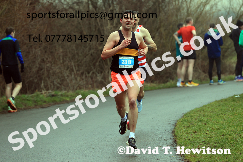 Senior Men and Over-35s to 49s Mens 2025 NECAA Royal Signals Road Relays Champs.,  Hetton Lyons Country Park, Hetton le Hole, County Durham. Photo: David T. Hewitson/Sports for All Pics